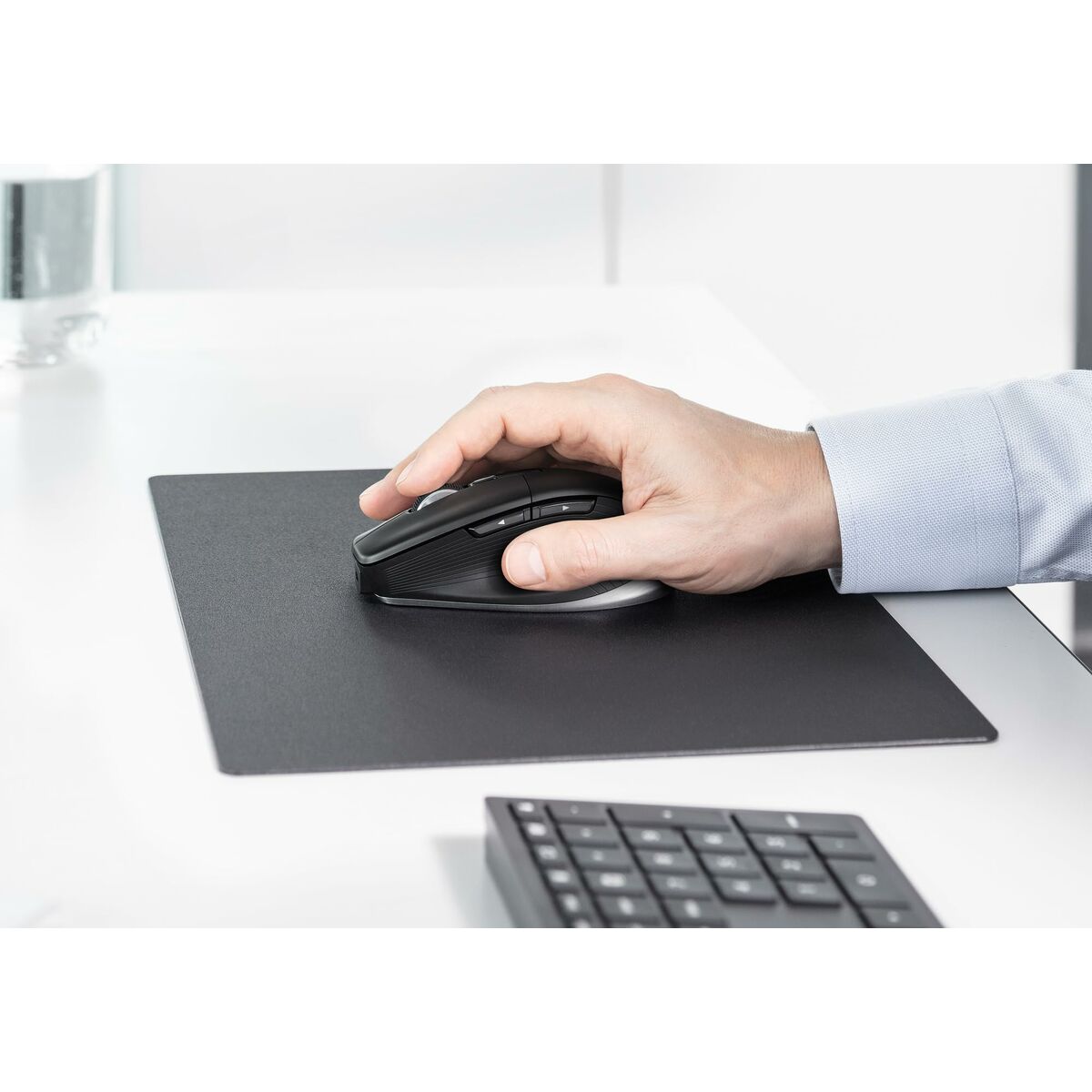 V4H69806EB6B2B45A48A9D8CC406A20AC05R4807090P6