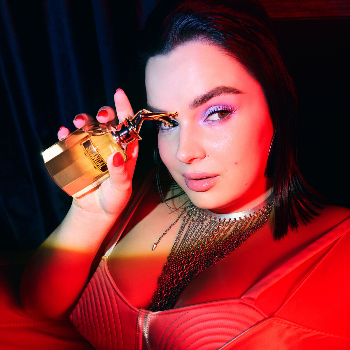 V4HC1683800B4E2A0A2D04C2D0EA1A9CA6FR4496869P4