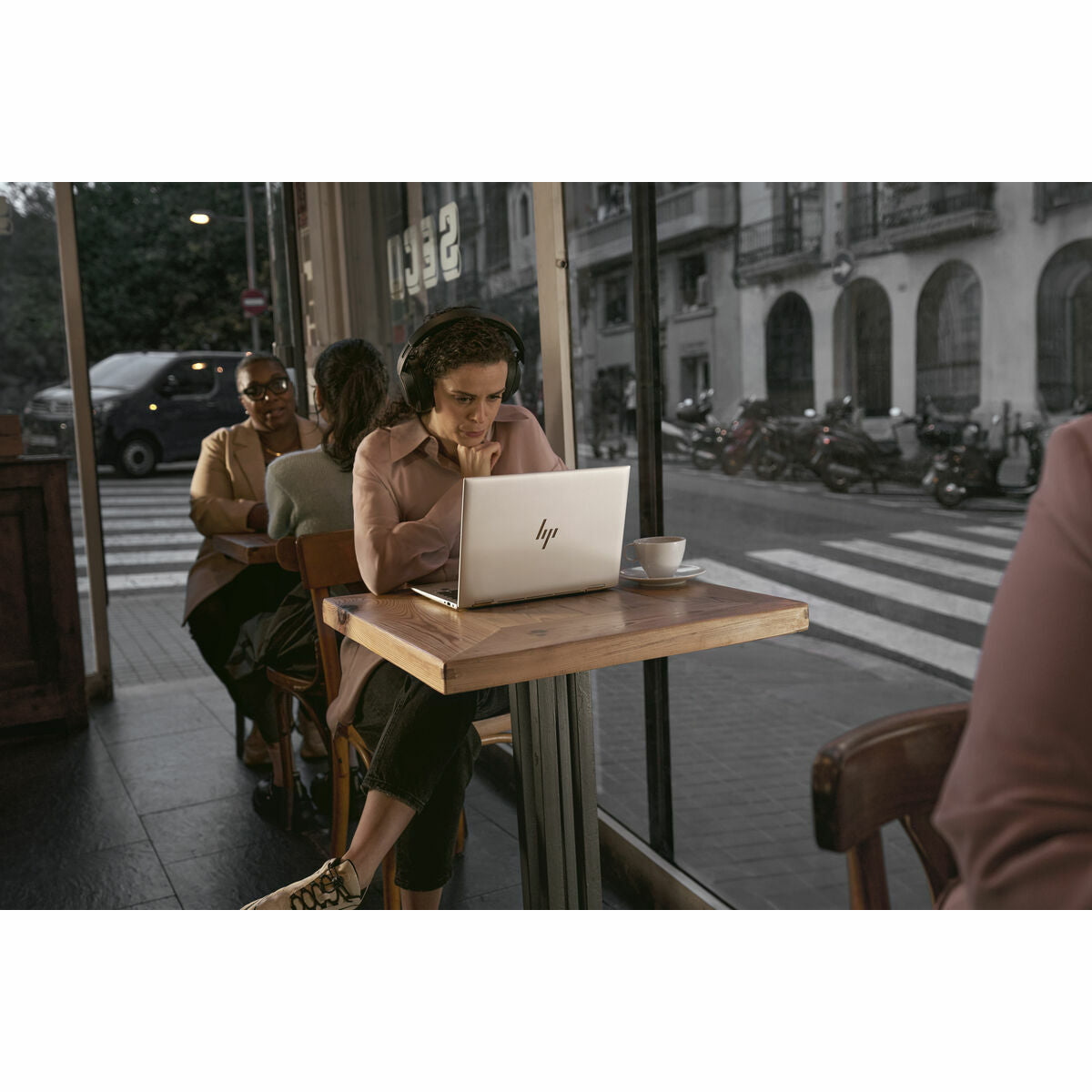 V3HEAB2BFCD81E1D33FDFD01ADC012C1630R7541725P2