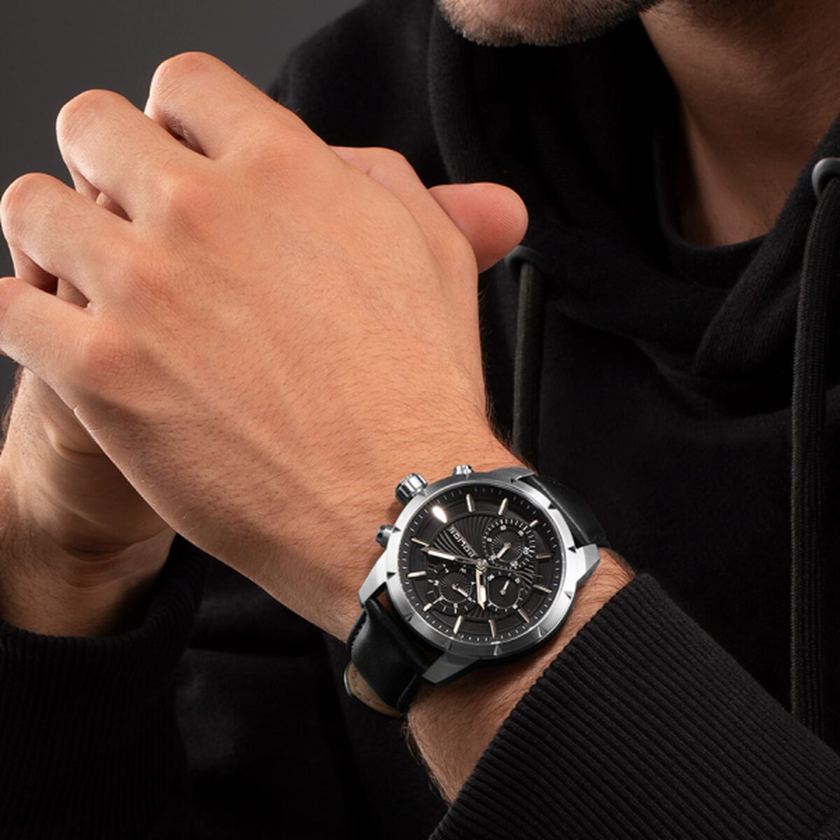 V6H95842BDFB1055F9838FD860FB37D1B69R5617649P4