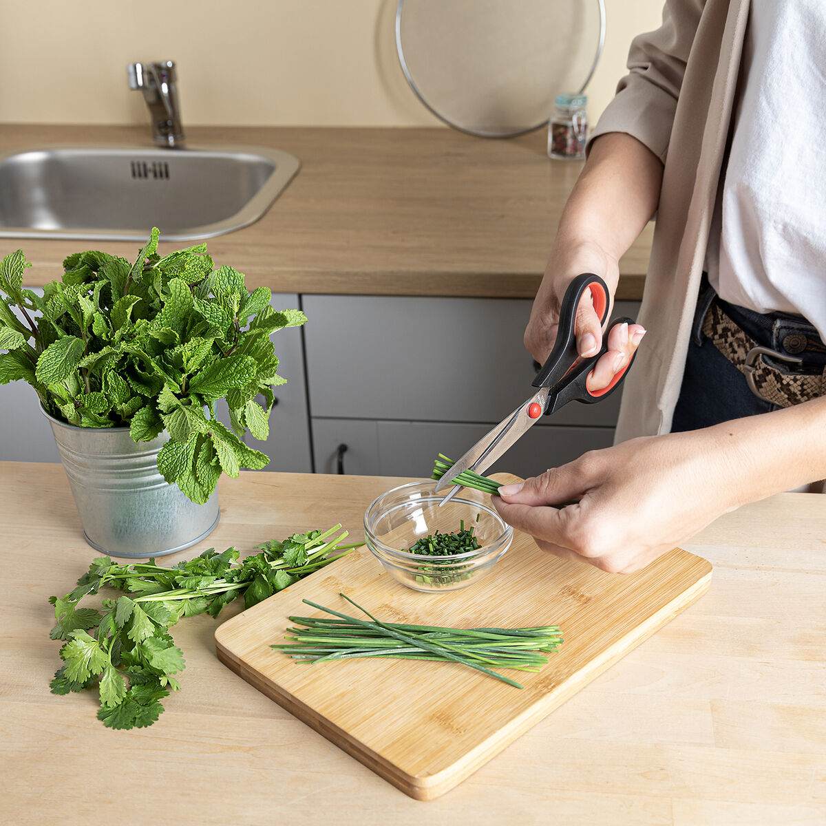 V4H9E34D5FF67C13BACD9CA88D4A338A950R4445884P2