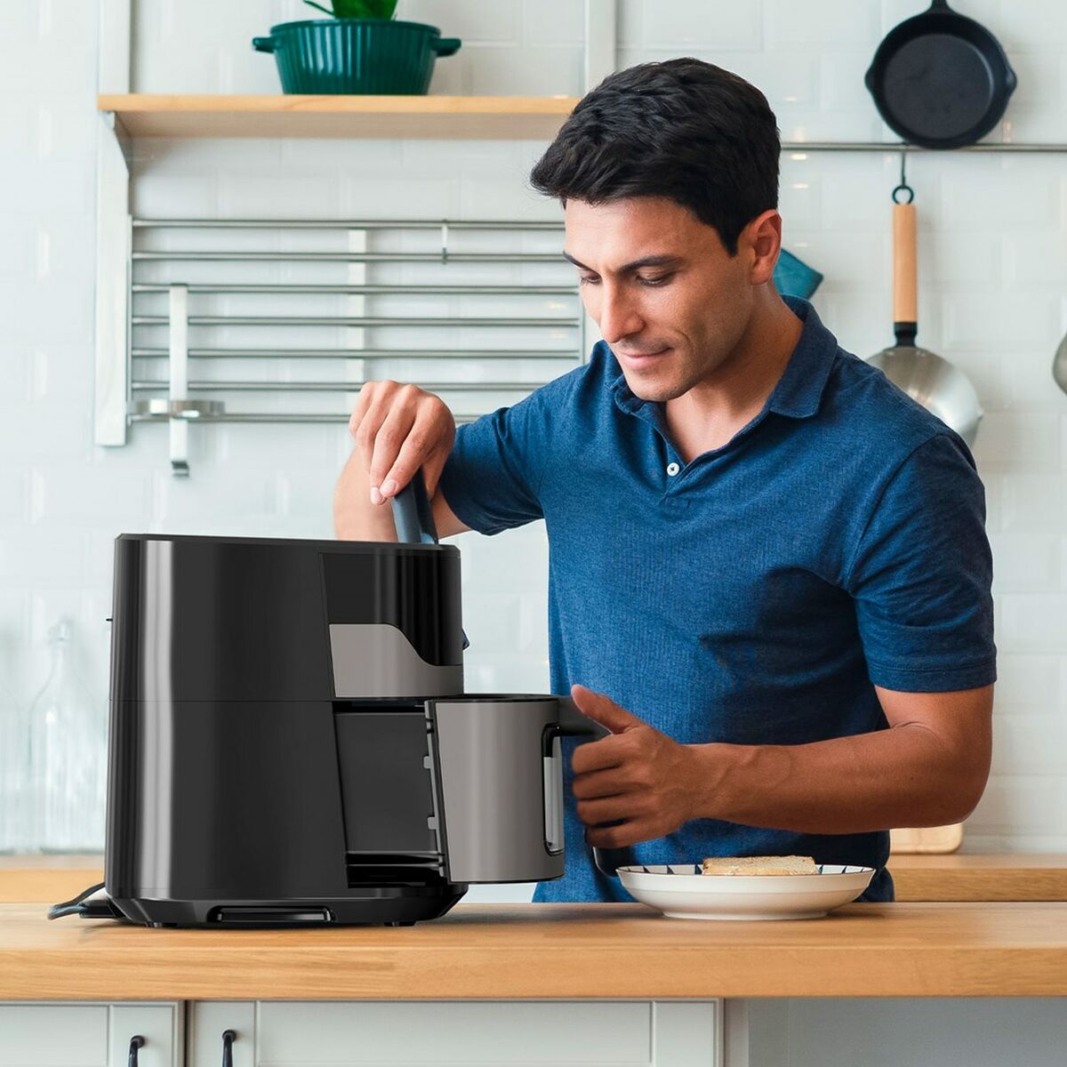 V6HD2138BF9C23884D0F1304A7F5593857CR6752009P7