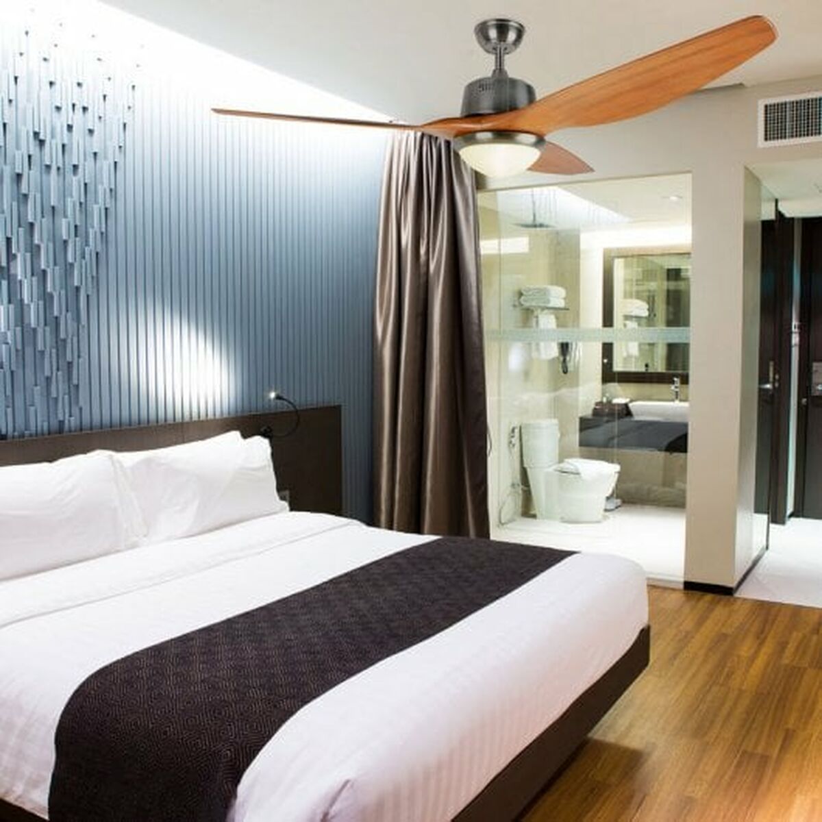 V4H430AA85EB87C6A04D928341E1187327DR4385302P4